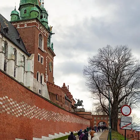 Legend. Wawel Castle Premium *