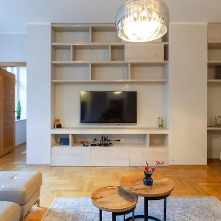 Legend. Wawel Castle Premium Krasków