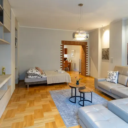 Legend. Wawel Castle Premium * Krasków