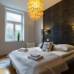 Legend. Wawel Castle Premium *
