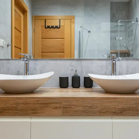 Legend. Wawel Castle Premium * 크라쿠프