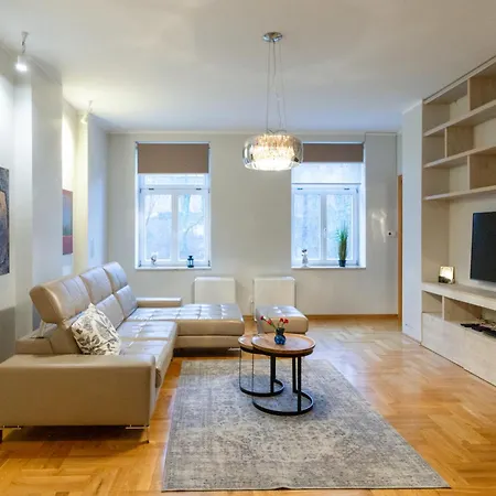 Legend. Wawel Castle Premium