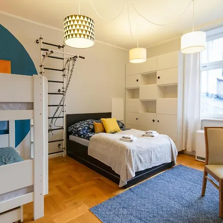 Legend. Wawel Castle Premium 아파트 크라쿠프