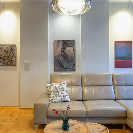 Legend. Wawel Castle Premium